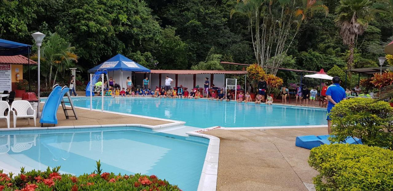 Balneario Chorillano Hotel Villavicencio Exterior foto